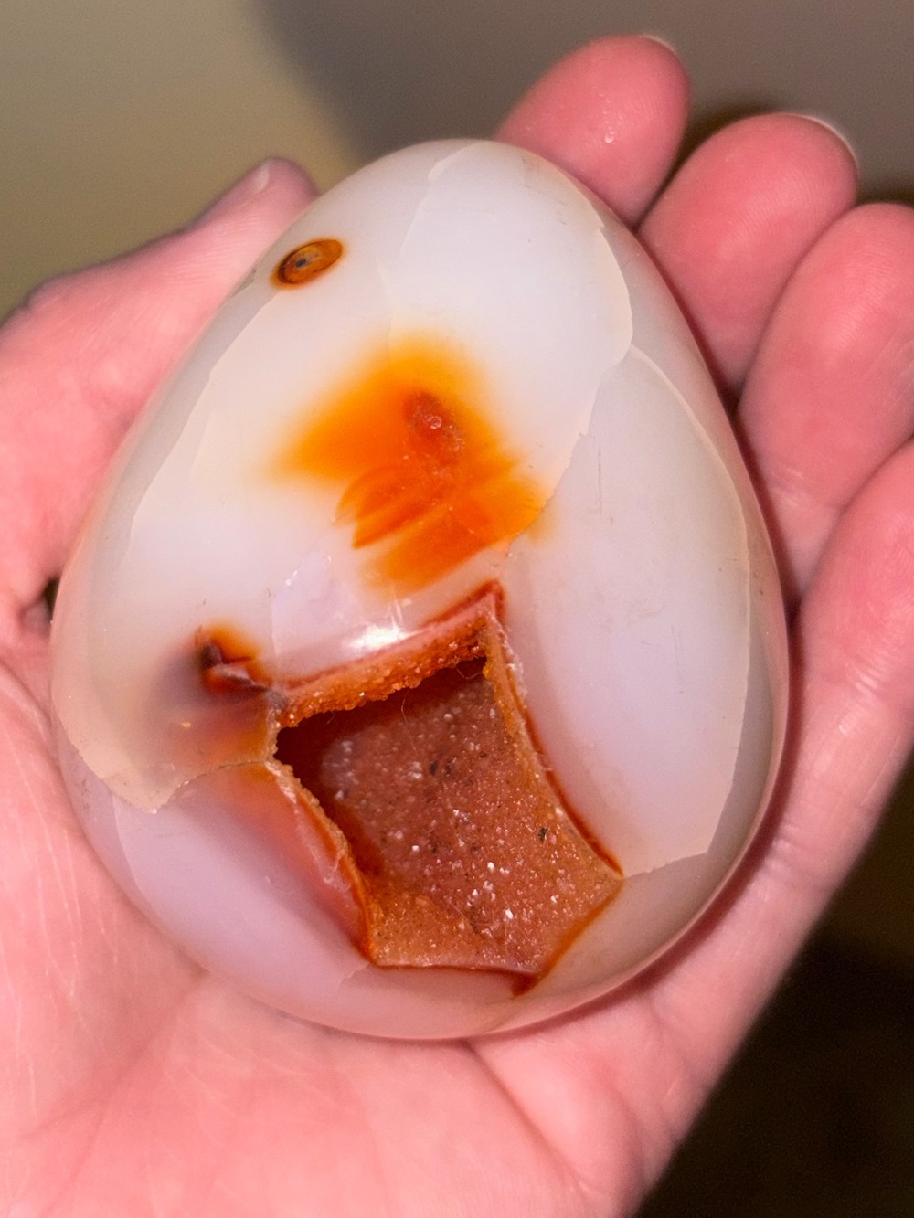 CARNELIAN EGG